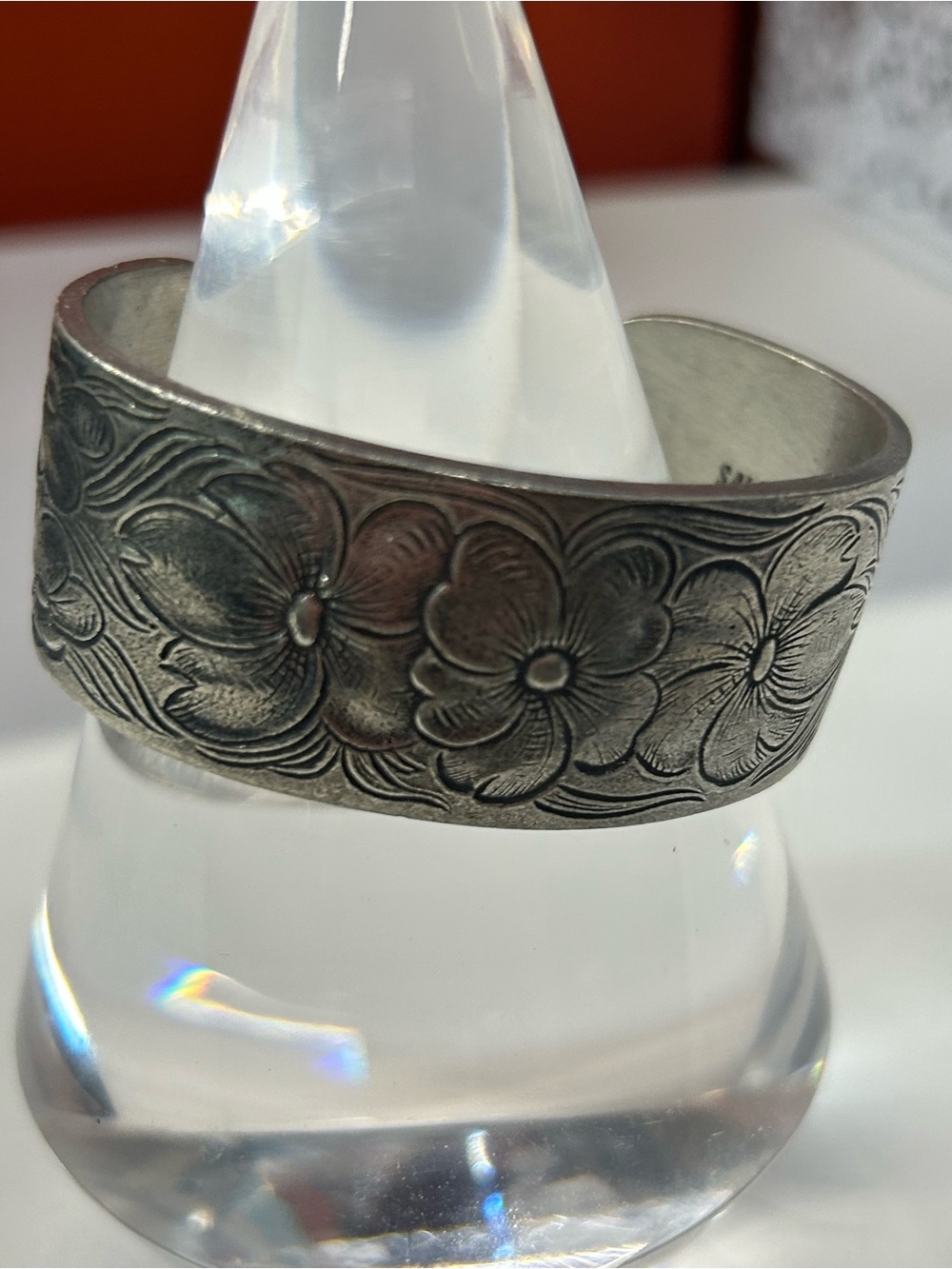 Salisbury Pewter floral cuff bracelet. July birthday version